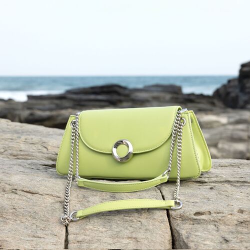 A niche designer high-end bag with a baguette shape, 2024 fashion, minimalist unisex shoulder and crossbody chain bag.