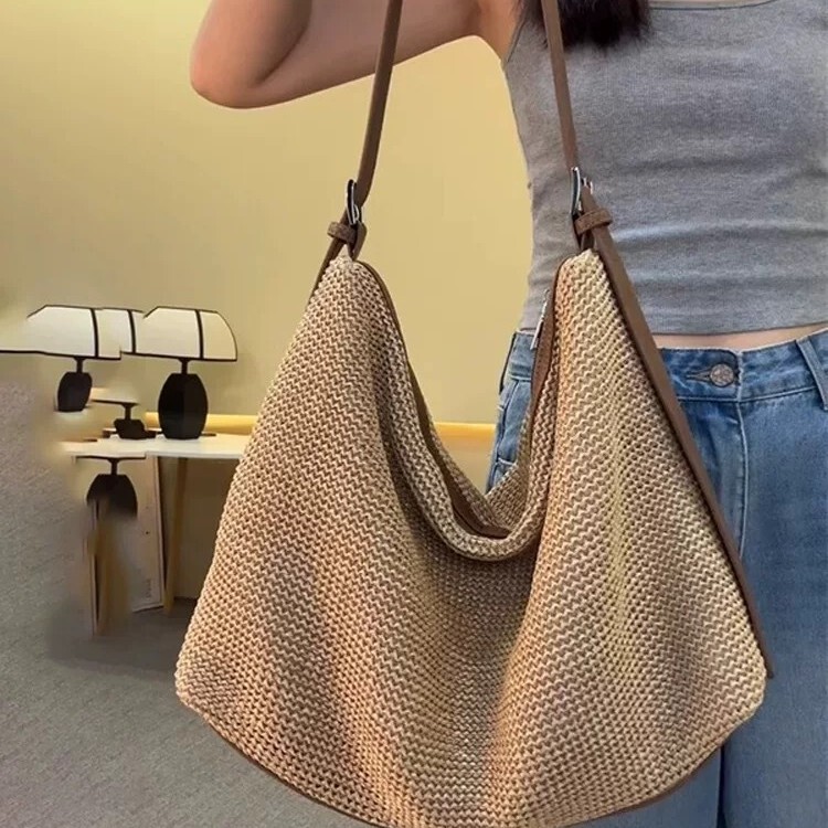 This Year's Popular Bags for Women 2025 New Straw Bags Large Capacity Fashionable Simple Vacation Work Clothing Armpit Tote Bag