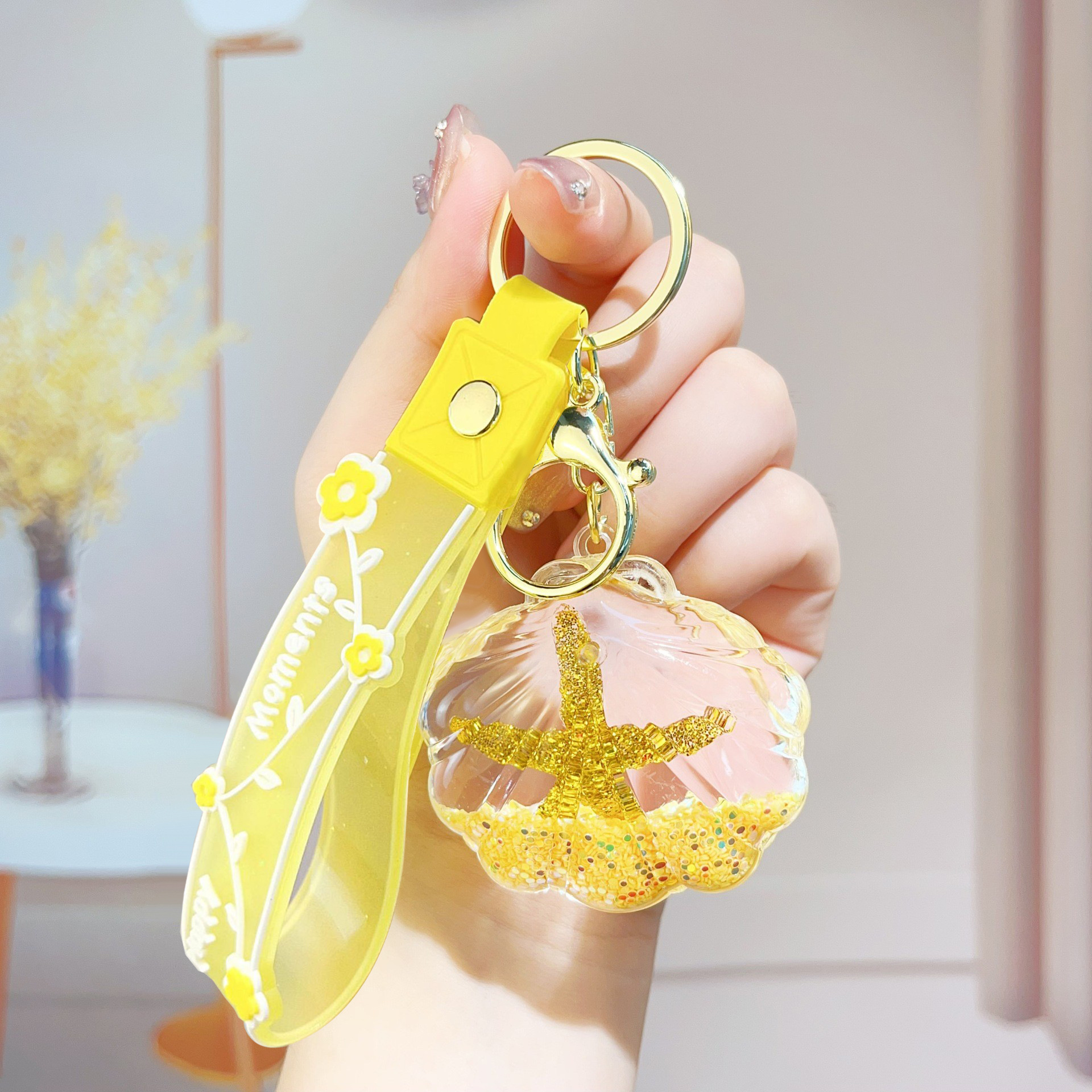 Oil-soaked starfish shells - yellow