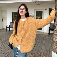柔らかいモチモチの乳のfufu黄色のセーターのコートの女性の秋冬の新型のゆったりしていて怠惰で甘い減齢のニットのカーディガンの上着