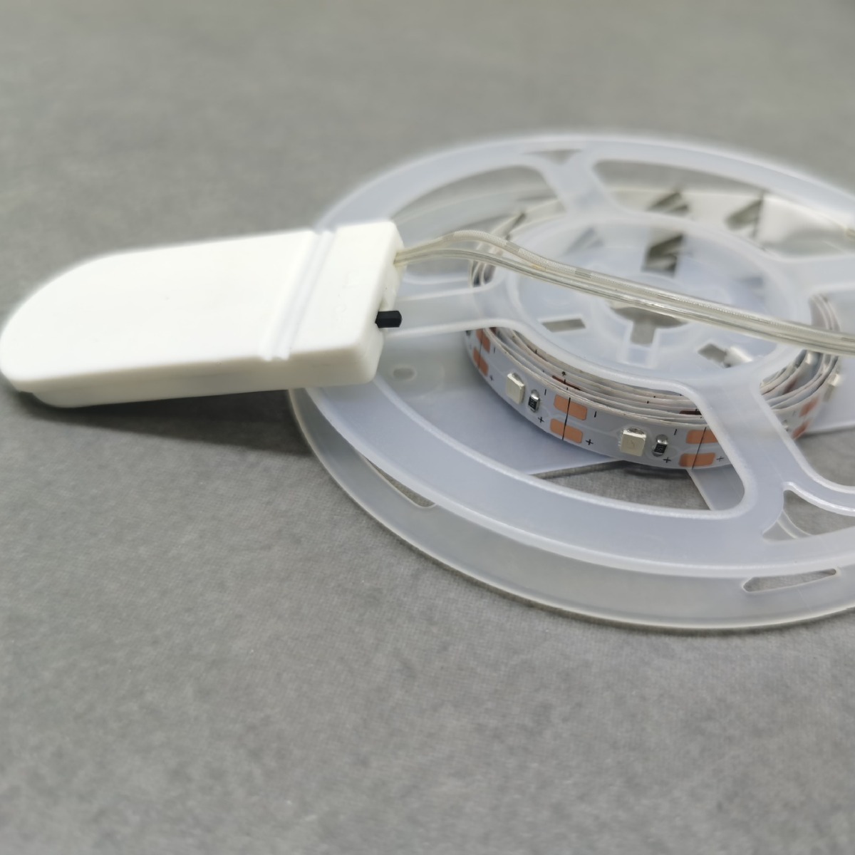 2032 battery lamp with handicraft patch low voltage soft light bar toy light LED hidden light 2835 self-adhesive 5V