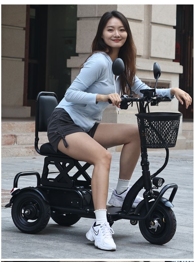 New model small lightweight foldable tricycle for the elderly, home use, travel mini disabled mobility scooter