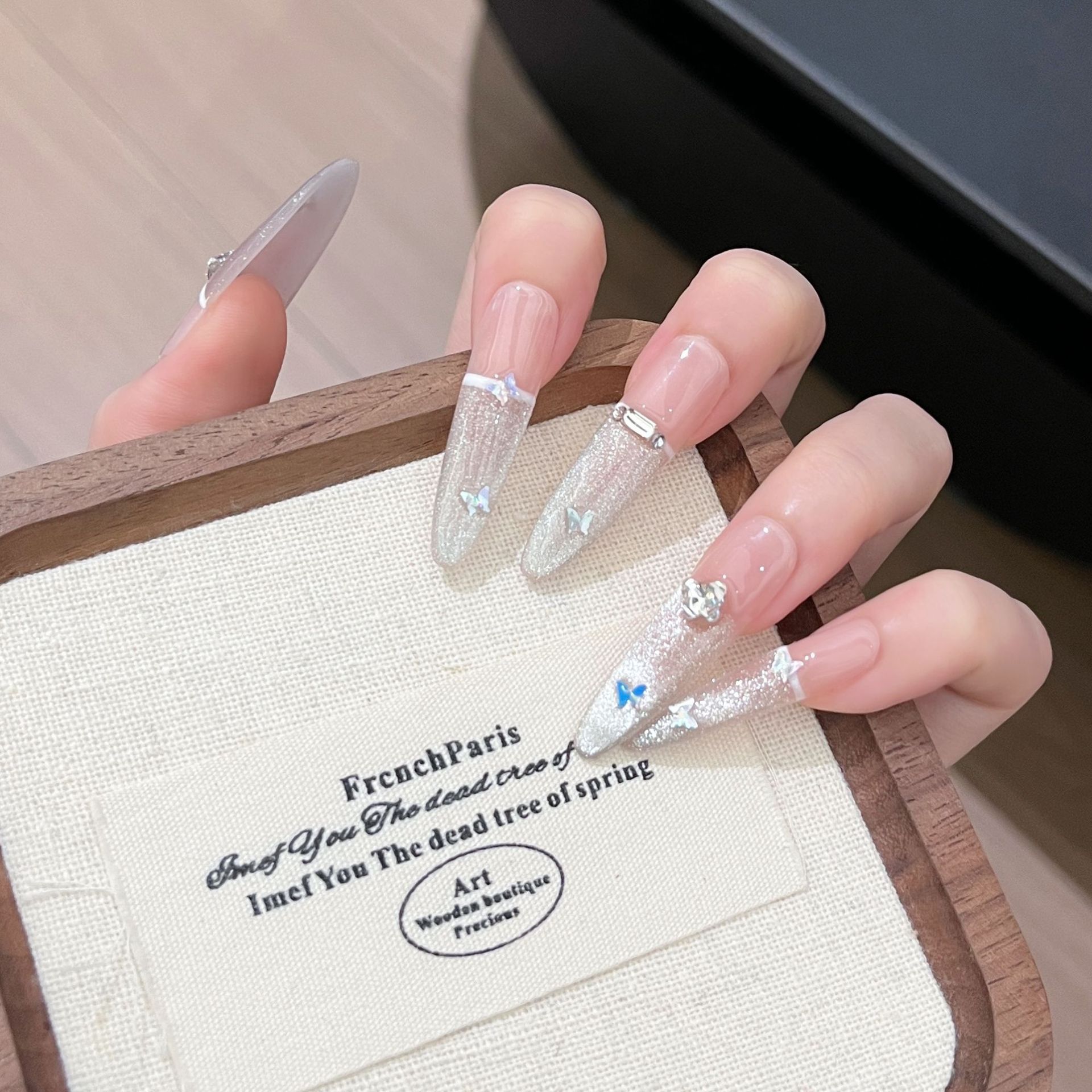 Nuevo parche de uñas de uso manual puro largo perro fino 4.0 parche de uñas de mariposa desmontable uña falsa viento