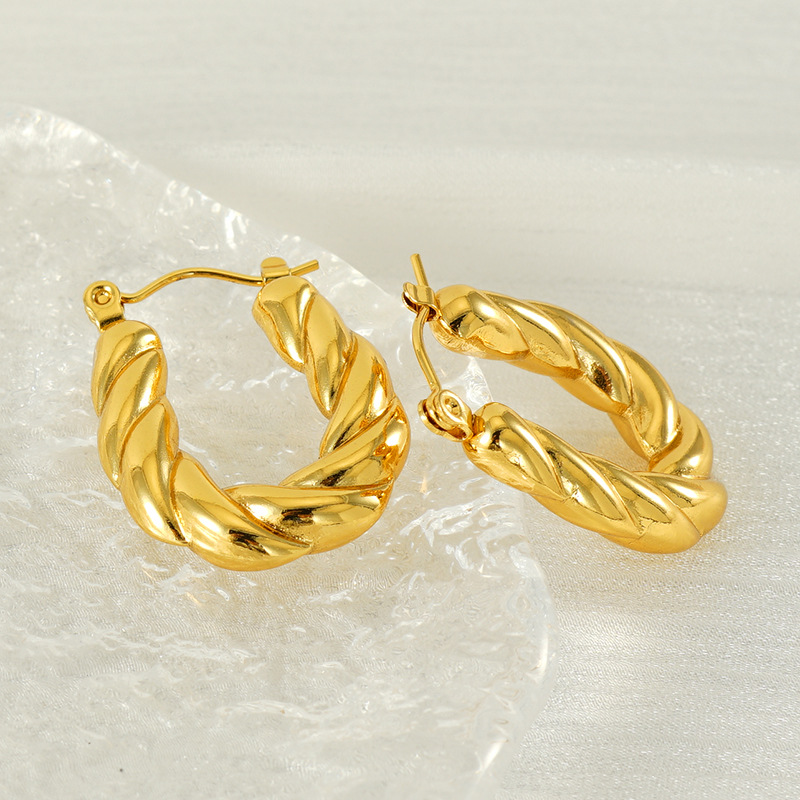 Orejas en forma de U de viento INS atmosférico transfronterizo europeo y americano, hebilla de oreja, pendiente de giro de acero inoxidable de alta calidad para mujer, fábrica al por mayor