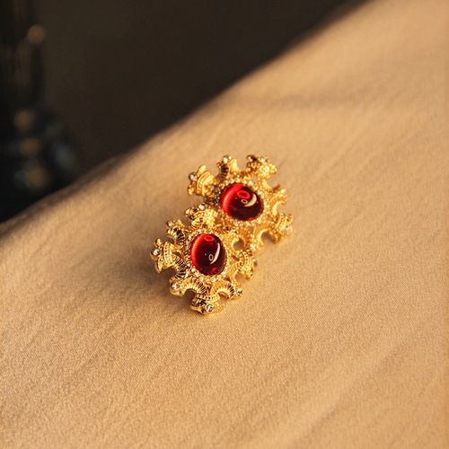 Retro Court Lightweight Luxury Red Resin Earrings, Exports, Gold-Plated Genuine Gold Vintage Flower Ruby Stud Earrings, Earing Accessories