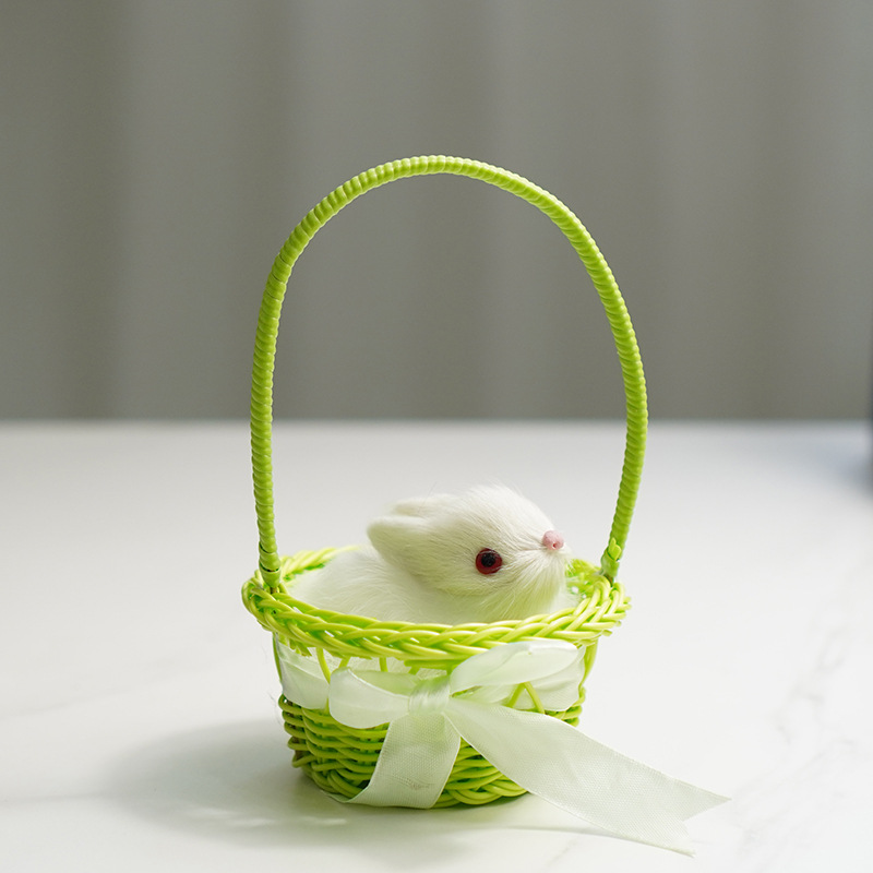 높은 바구니 (녹색) + 작은 토끼는 짖지 않습니다