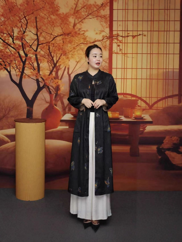 双面双穿2025新款桑蚕丝提花风衣轻奢高贵气质妈妈中长款提花外套|undefined