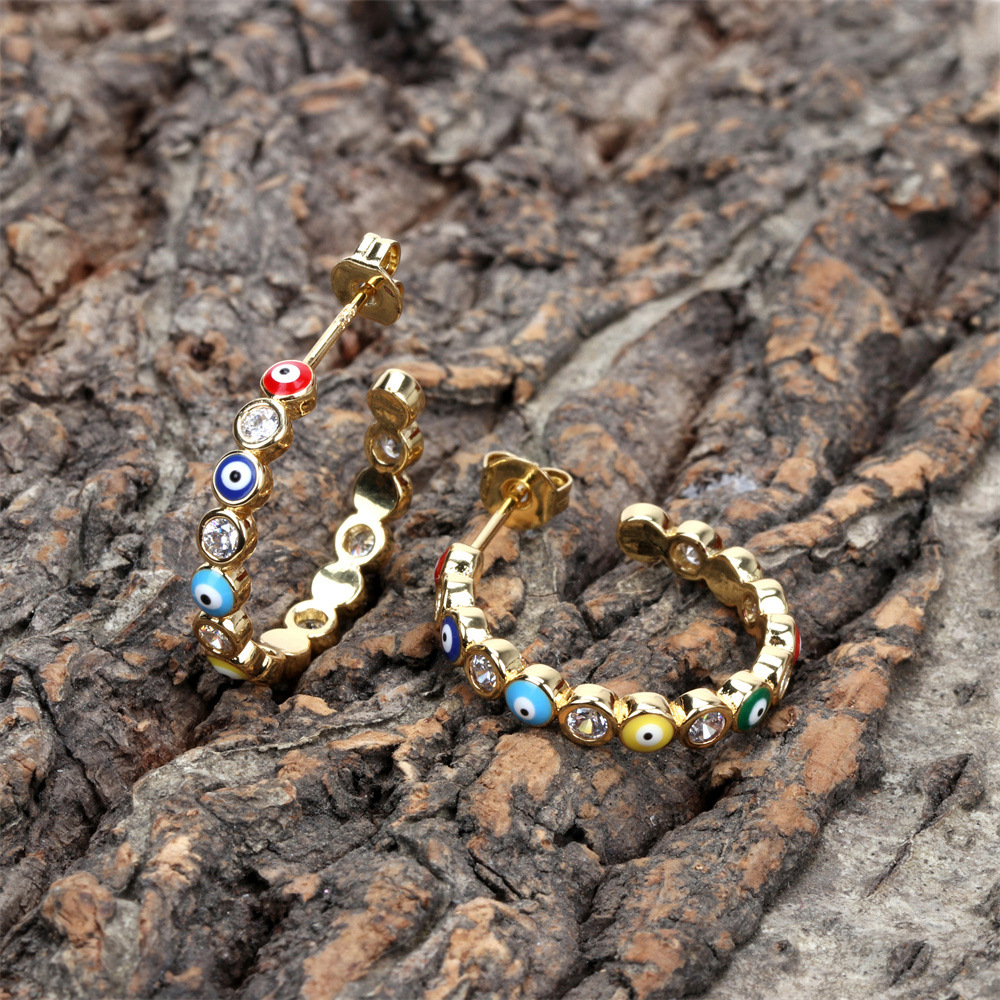 Boucles D&#39;oreilles Œil De Diable Géométriques À La Mode display picture 3