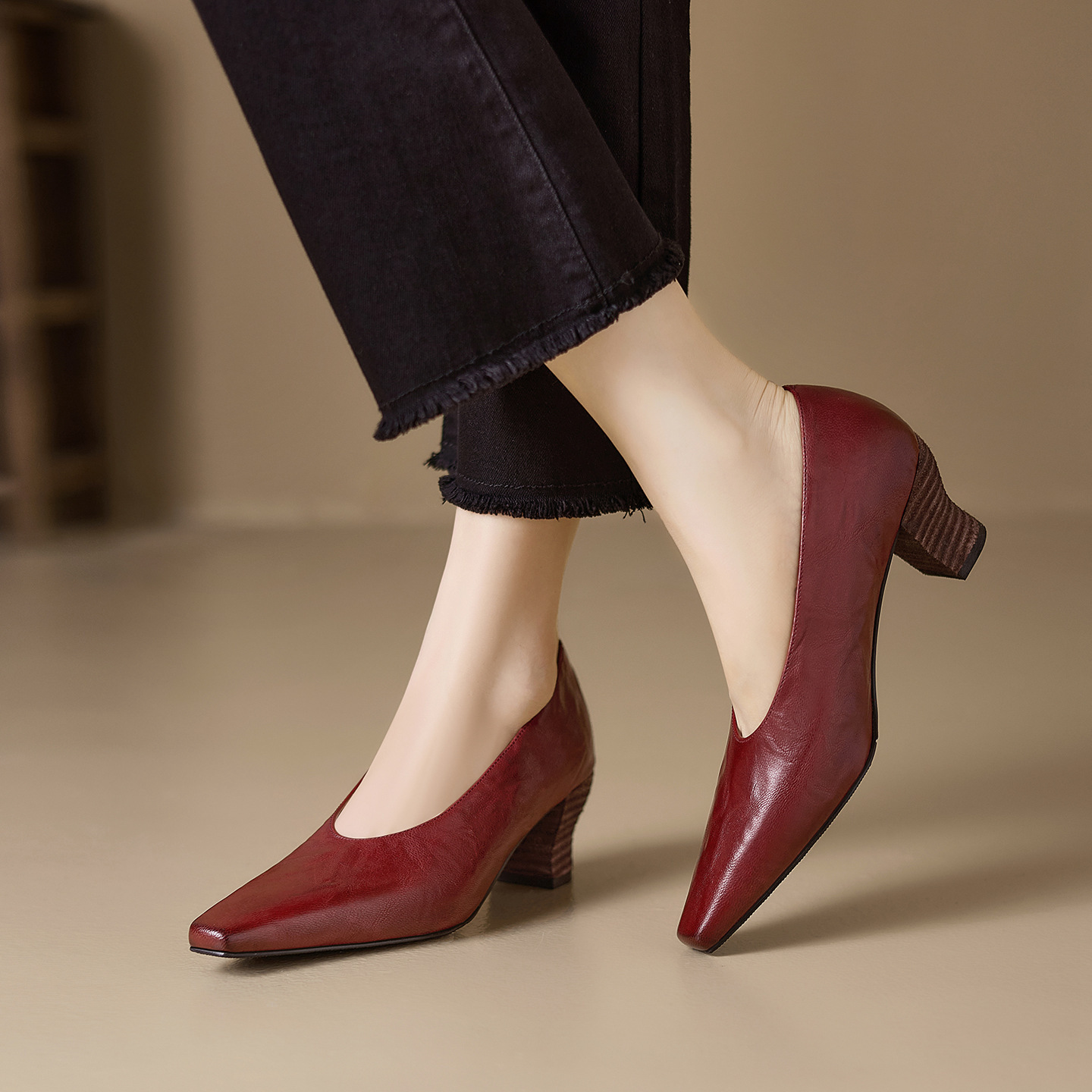 Giày cao gót nữ mũi vuông gót dày 5.5 cm, phong cách công sở đơn giản — đen