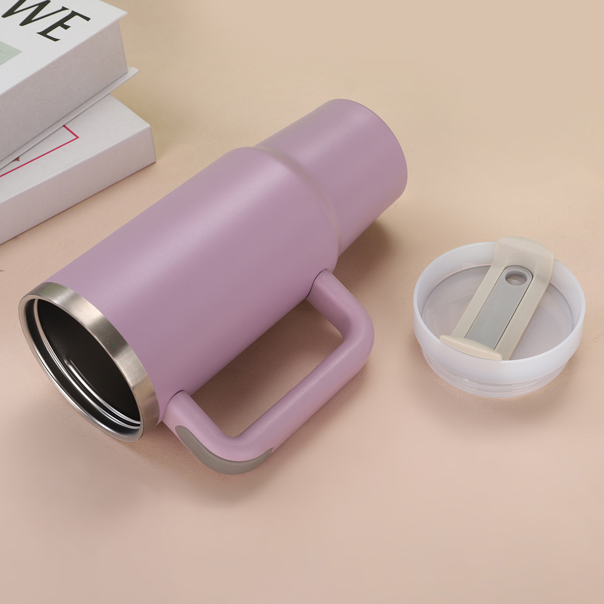 Customised Vacuum Insulated Travel Mug With Straw And Handle_voghion.com