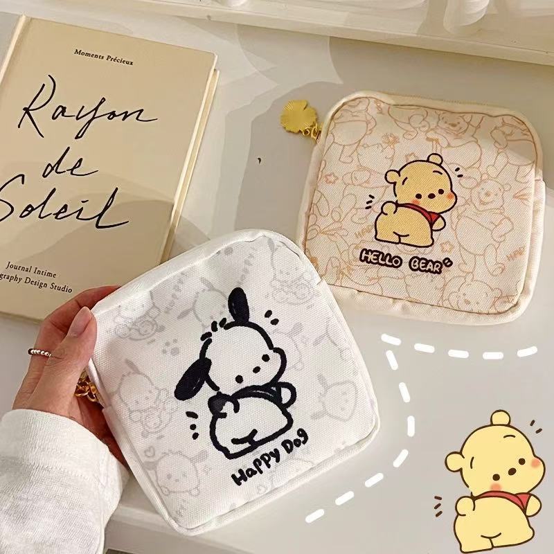 Aunt towel storage bag INS cute makeup monthly event bag portable student with a small bag containing sanitary napkins storage
