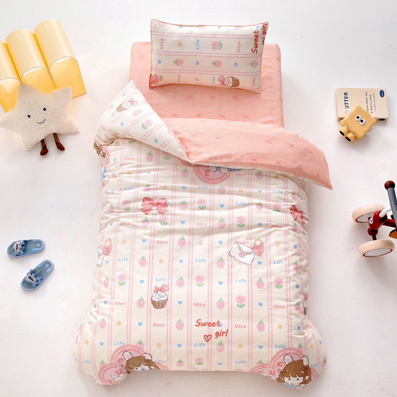 Jardín de infantes colcha de tres piezas para jardín especial de seis piezas siesta de siete piezas colcha de algodón para estudiantes de primaria