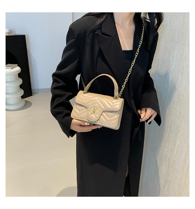 Fashion chain crossbody for women 2024 new high-end niche shoulder bag, fragrant style diamond grid small square bag_voghion.com