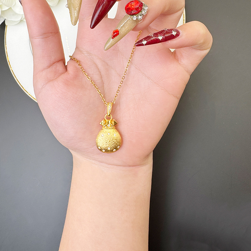 Nuevo colgante de oro de arena vietnamita de estilo chino estilo palacio bolso de bendición de diamantes de lujo ligero colgante retro durante mucho tiempo sin desvanecimiento fuente de joyería