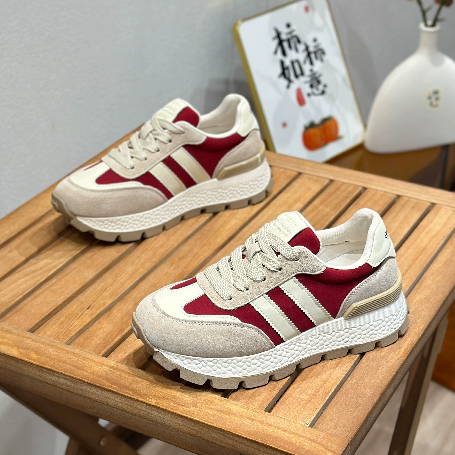 Ваффа арганская обувь женский 2025 новый кожаный толстый подошв папочка обувь колорит оттенки дикие повседневные спортивные кроссовки