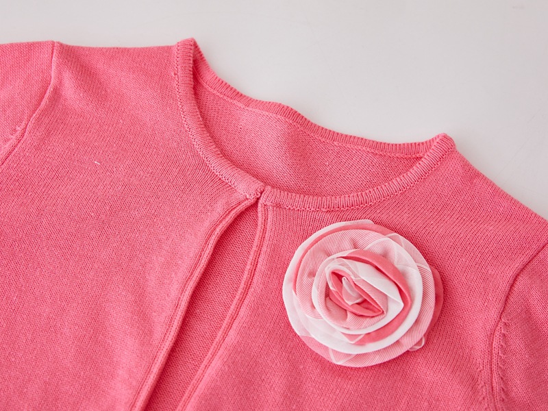 Cardigan en tricot à dentelle florale pour filles et mères – Pull en coton doux pour le printemps et l'automne pour tout-petits et enfants (3-8 ans, 100-140 cm) – Bleu marine et rose_voghion.com