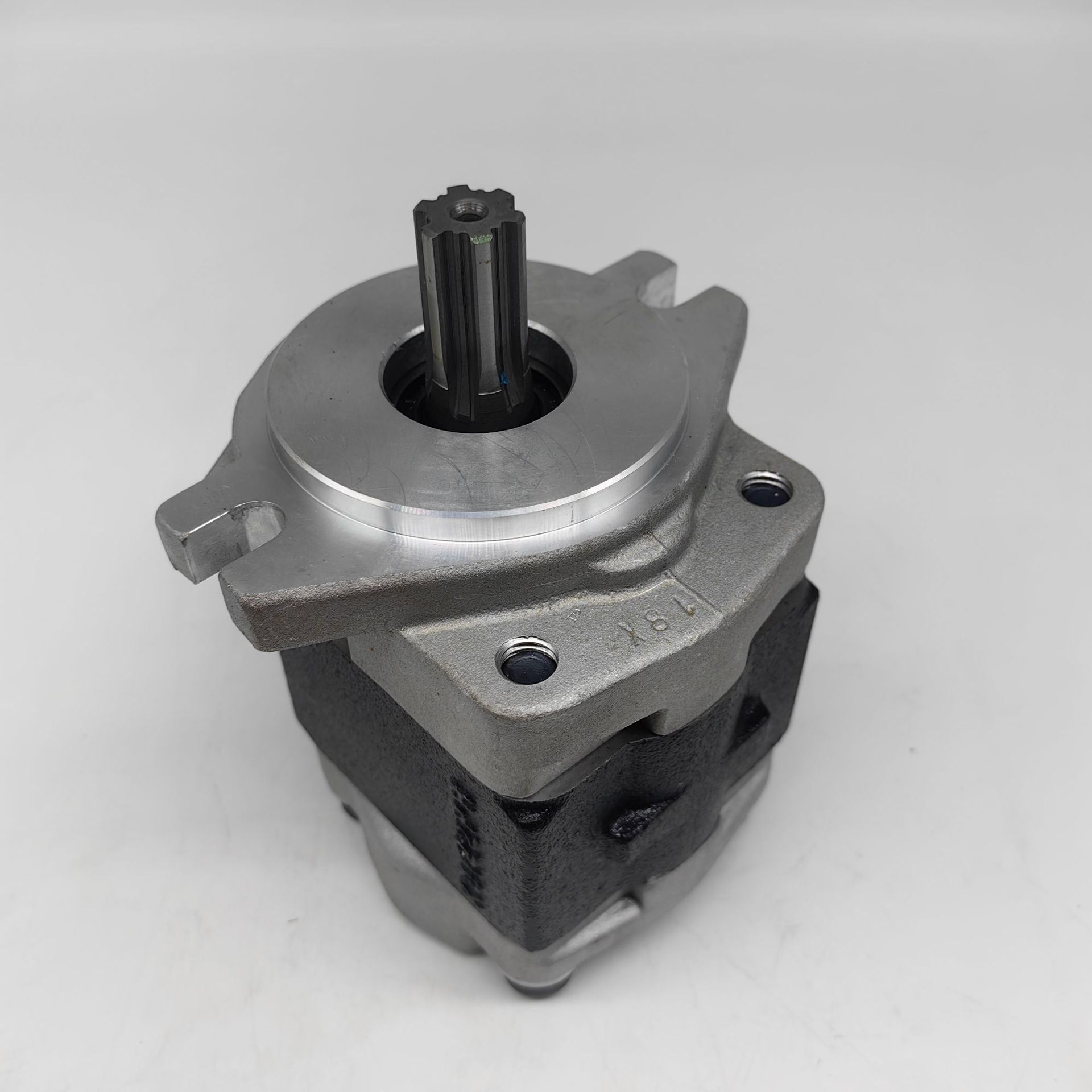 斗山叉车2-3.5吨 D20NX/D25NX/D30NX(/D33NX/D35NX齿轮泵液压油泵