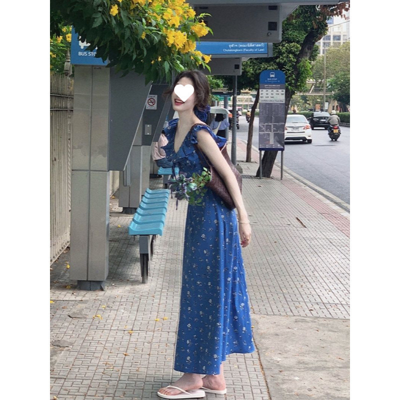 Klein Blue White Romantic Floral Lace-up V-neck French Style dress Women's Holiday Dress Summer New Arrival