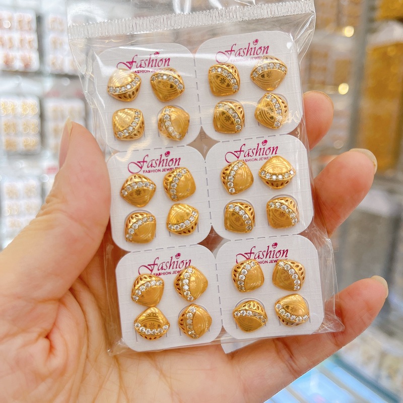 跨境耳钉满钻耳环方型圆形激光微镶锆石欧美镀金高级感耳饰轻奢|undefined
