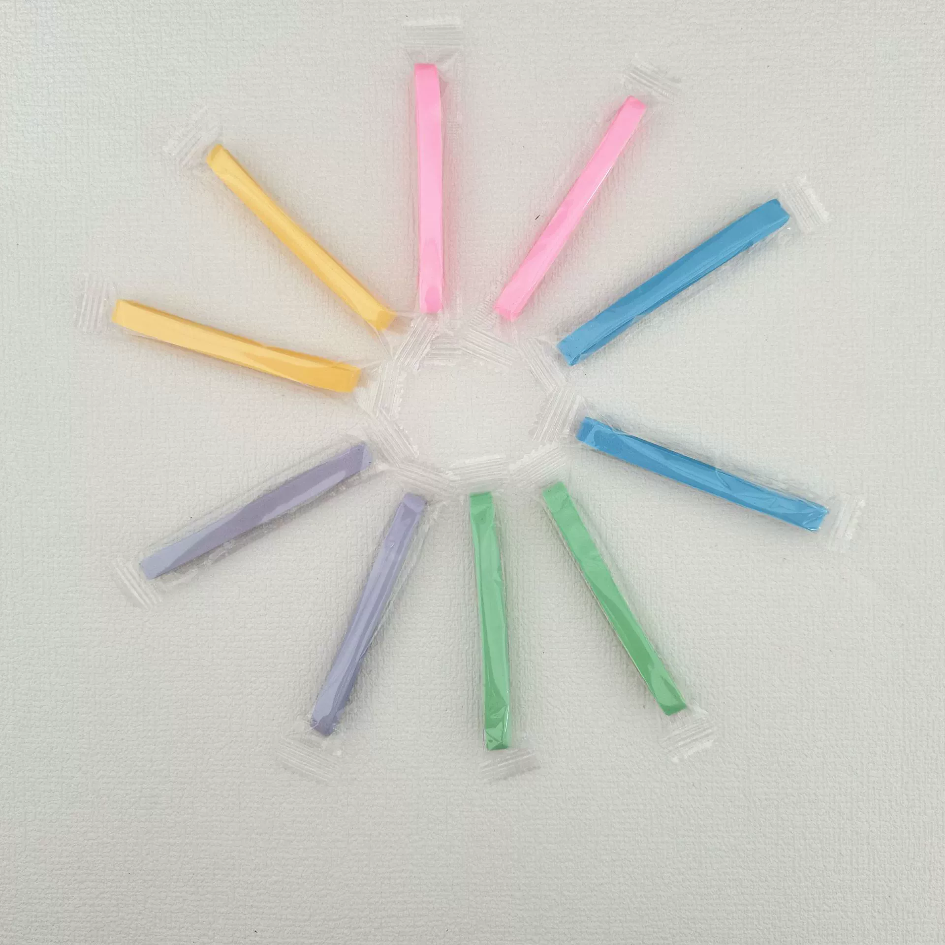 Цай Вэй одна независимая упаковка для компрессионной полоски для мытья лица, помойте воду и помойте круглую мойку, цветная губка для снятия макияжа