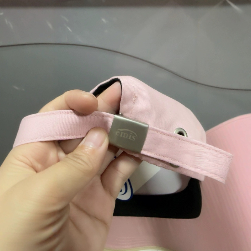 韓国風エミス トラックベースボールキャップ 男女兼用 小顔効果 カジュアル 多用途 配色 ダックキャップ 日焼け止め帽子|undefined