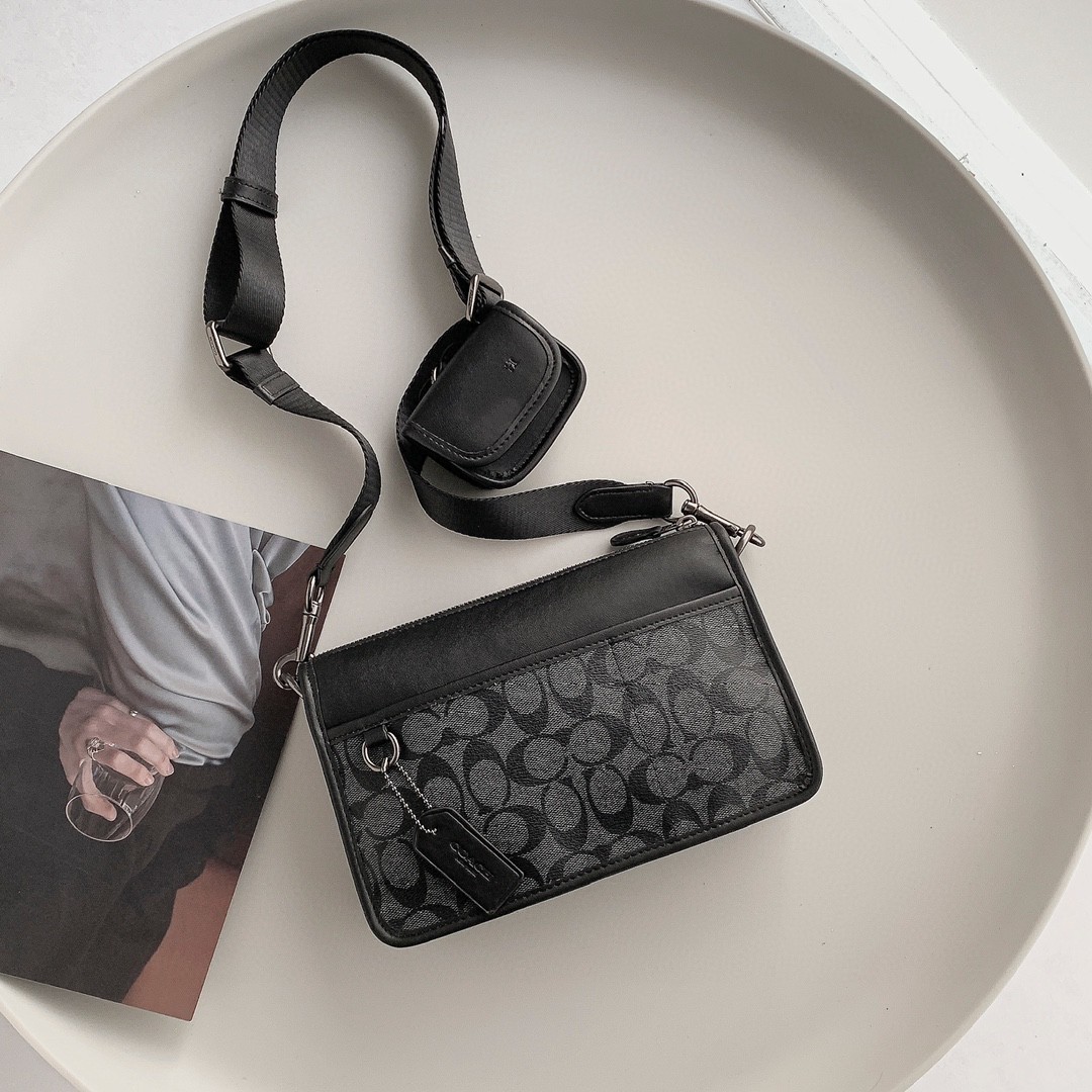 Classic one-shoulder bag