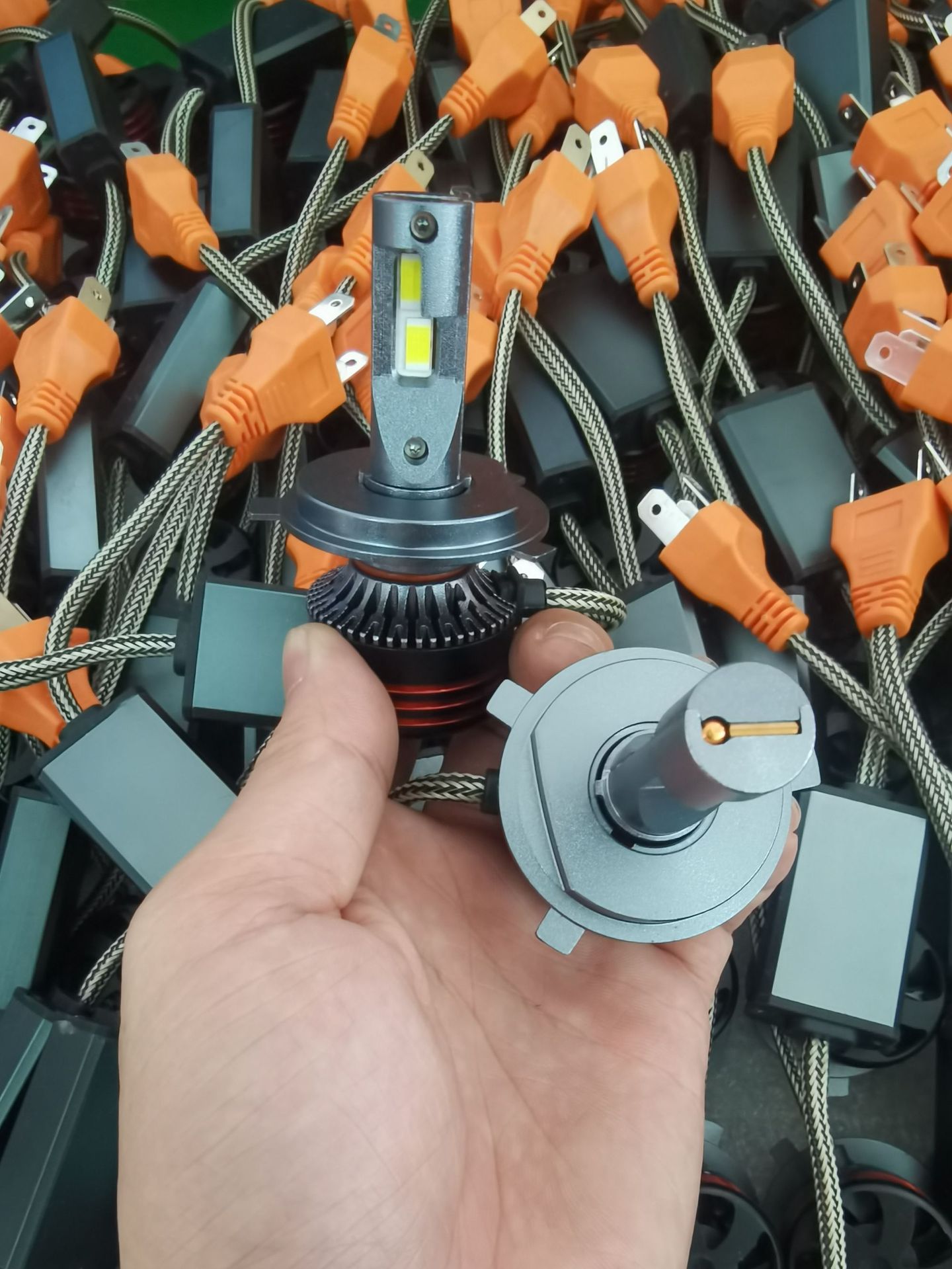 LED Headlights M8pro Car LED Headlights High Power Spotlight Highlight Far and Near Light Integrated Headlights