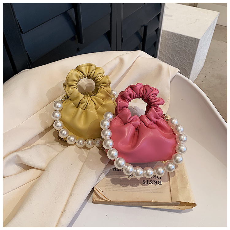 255g Weight Beading, Pearls Fashion Element Clasp Frame Closure Type Top Handle, Chain Strap Type Crossbody Bag Bags Type Casual, Daily, Shopping Occasion Pu Leather Material Solid Color Pattern All Seasons Season Kid'S Gender Cute Style Bucket Shape Kid'S Pu Leather Solid Color Cute Beading Pearls Bucket Clasp Frame Crossbody Bag 15