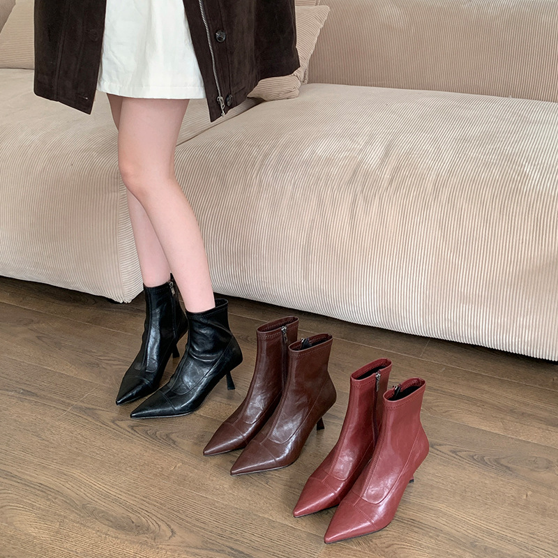 Boots Women's 2025 Early Autumn New Style Single Boots with Outwear Brown Versatile Pointed Toe Stiletto Heels Small Short Boots
