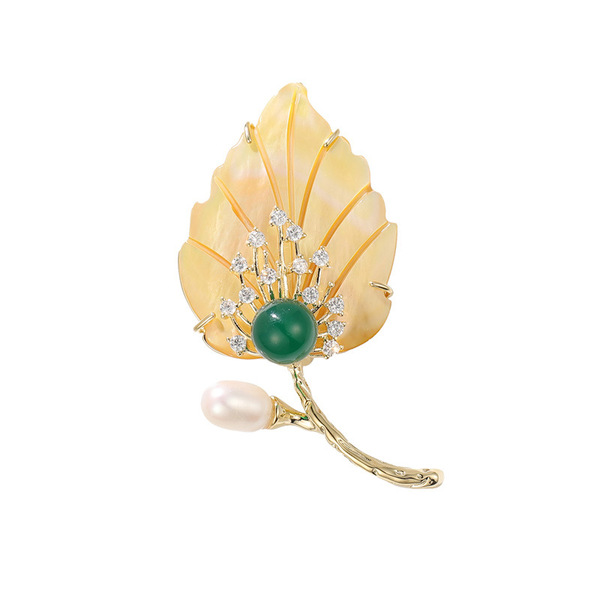 Retro brooch