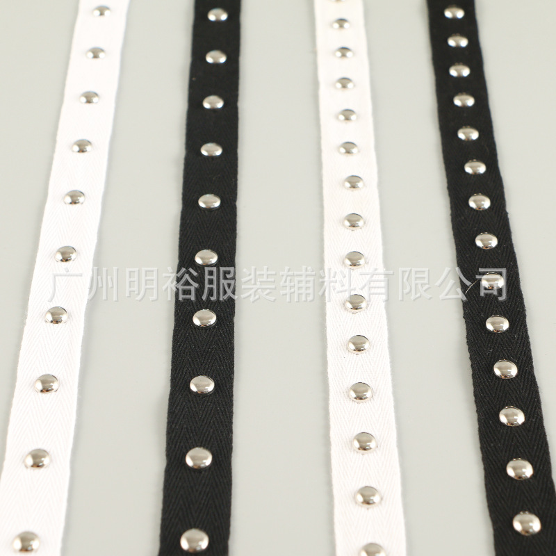 Manufacturer Wholesale Metal Nails, Webbing, Clothing Accessories, Claw Nails, Rivets, Webbing, Clothing Accessories, Hitting Nails, Decorative Accessories