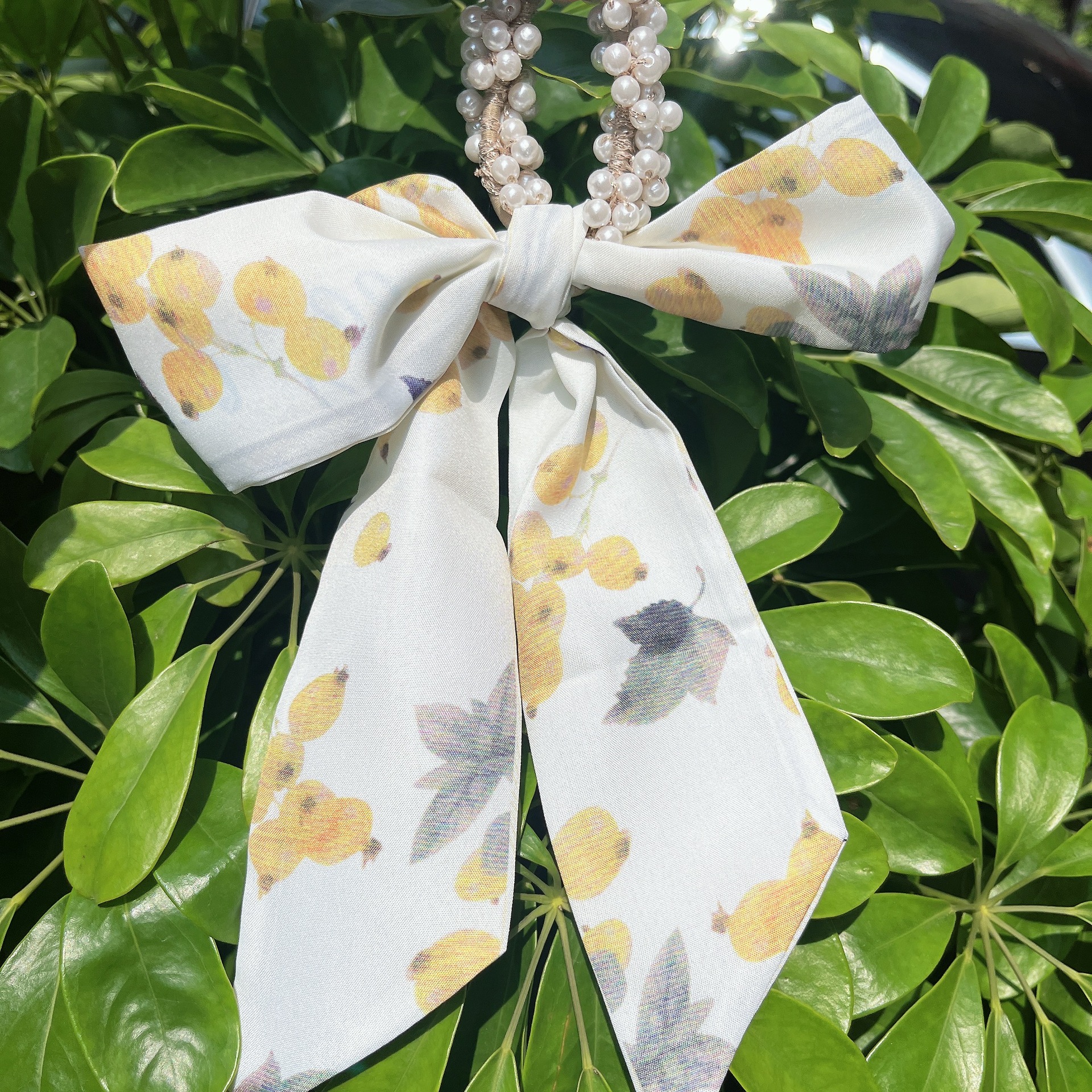 Banda de pelo de bufanda de seda para mujer corbata de pelo fino de verano de perlas cinta de arco Hada cuerda de pelo de todo fósforo estilo coreano accesorios para el cabello al por mayor