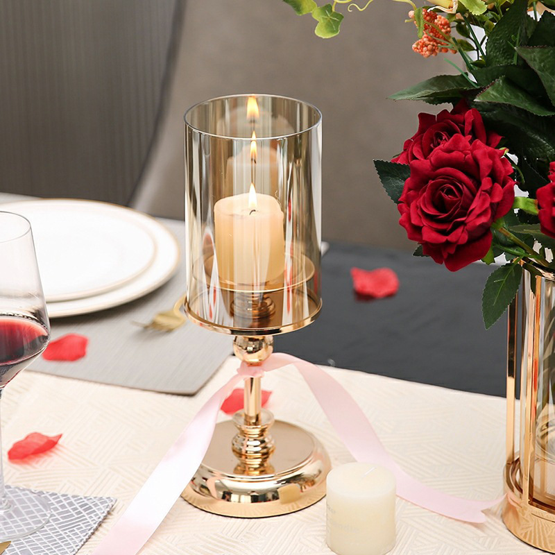 Candelabro de hierro forjado de estilo europeo, ambiente romántico retro, cena a la luz de las velas en la mesa de comedor, candelabro de decoración moderno y sencillo