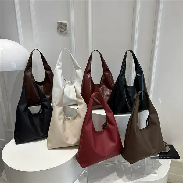 Wholesale Korean Style Simple Handheld Small Bag Women's Bag 2025 Autumn New Style Light Luxury Foreign Style Shoulder Bag Commuter Armpit Bag