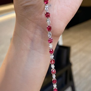 ��Ʒ ��Ȼ��ۼ⾧ʯ �⾧ʯ 4.05���� 18K���Ƕ