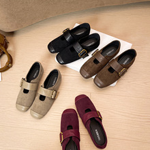 跨境外貿加工定制拼色圓頭法式復古深口單鞋女時尚皮帶扣豆豆鞋女