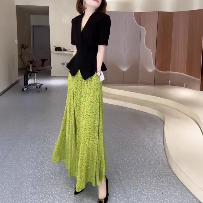 302395 New Daimei Aiyuyuan 2026 New Slim-Fit Plain Suit Jacket Paired with a Long Dress, Stylish 302395 New Daimei Aiyuyuan 2026 New Slim-Fit Plain Suit Jacket Paired with a Long Dress, Stylish