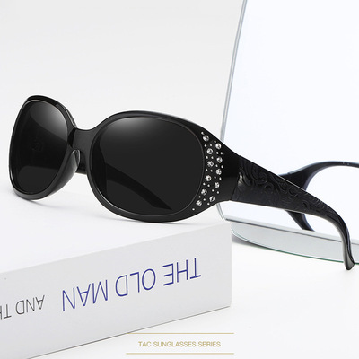 新款时尚复古偏光太阳镜女士欧美复古墨镜女潮带钻石厂家直供