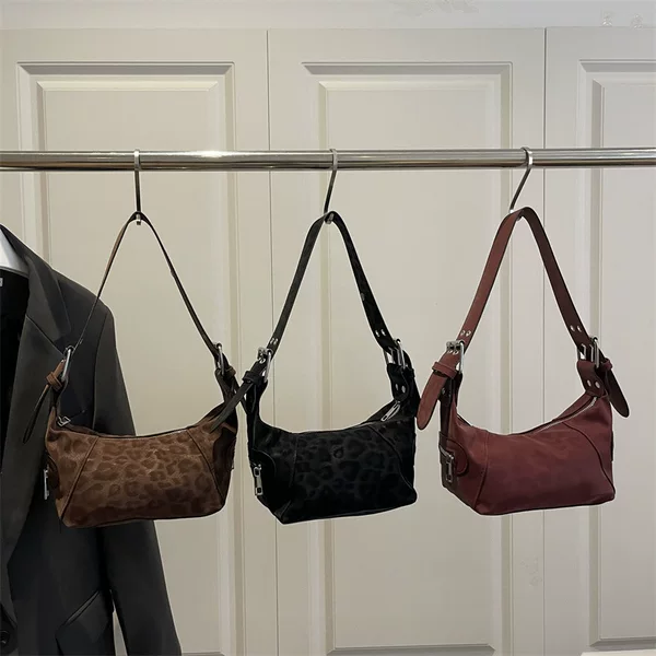 Simple and stylish leopard-print underarm bag, new winter collection, retro motorcycle-style tote bag, European and American style handbag, suitable for cross-border sales
