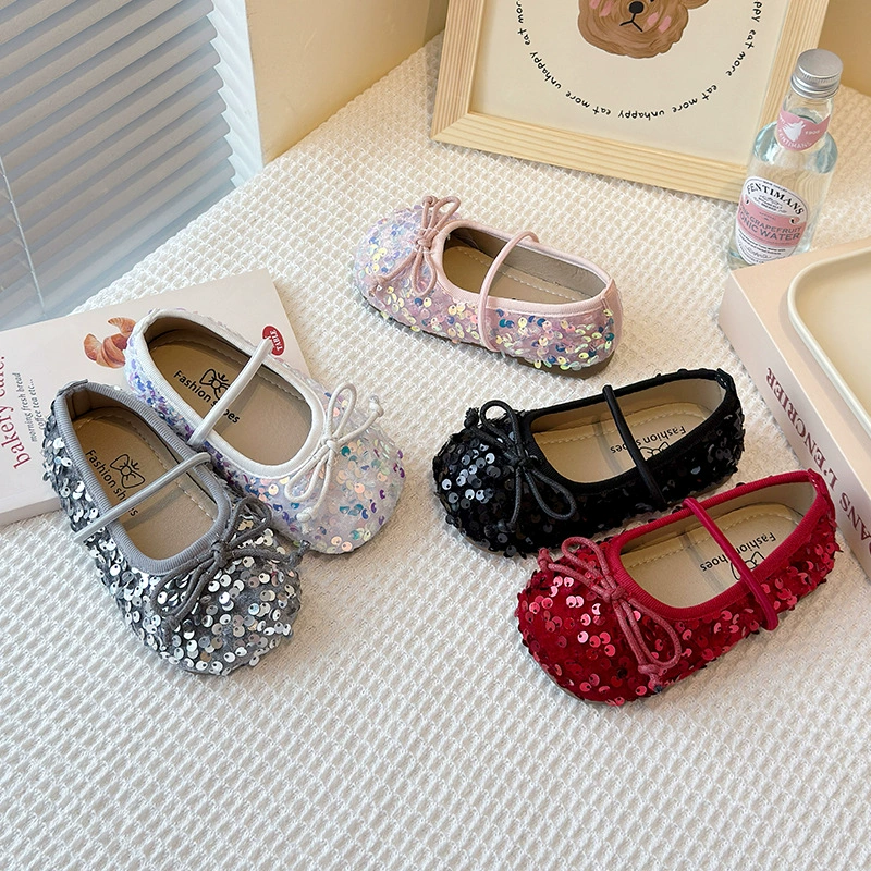 Девушки мода иностранные блестки принцесса одиночные туфли 2025 весна и осень новые девушки мягкие ботинки с бантом кожаные ботинки бобовые ботинки