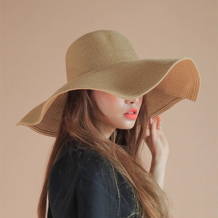 Women's Wide Brimmed Sun Protective Straw Hat Foldable Beach Sun Shading Hat For Summer Vacation Photogenic Travel Beach Accessory_voghion.com