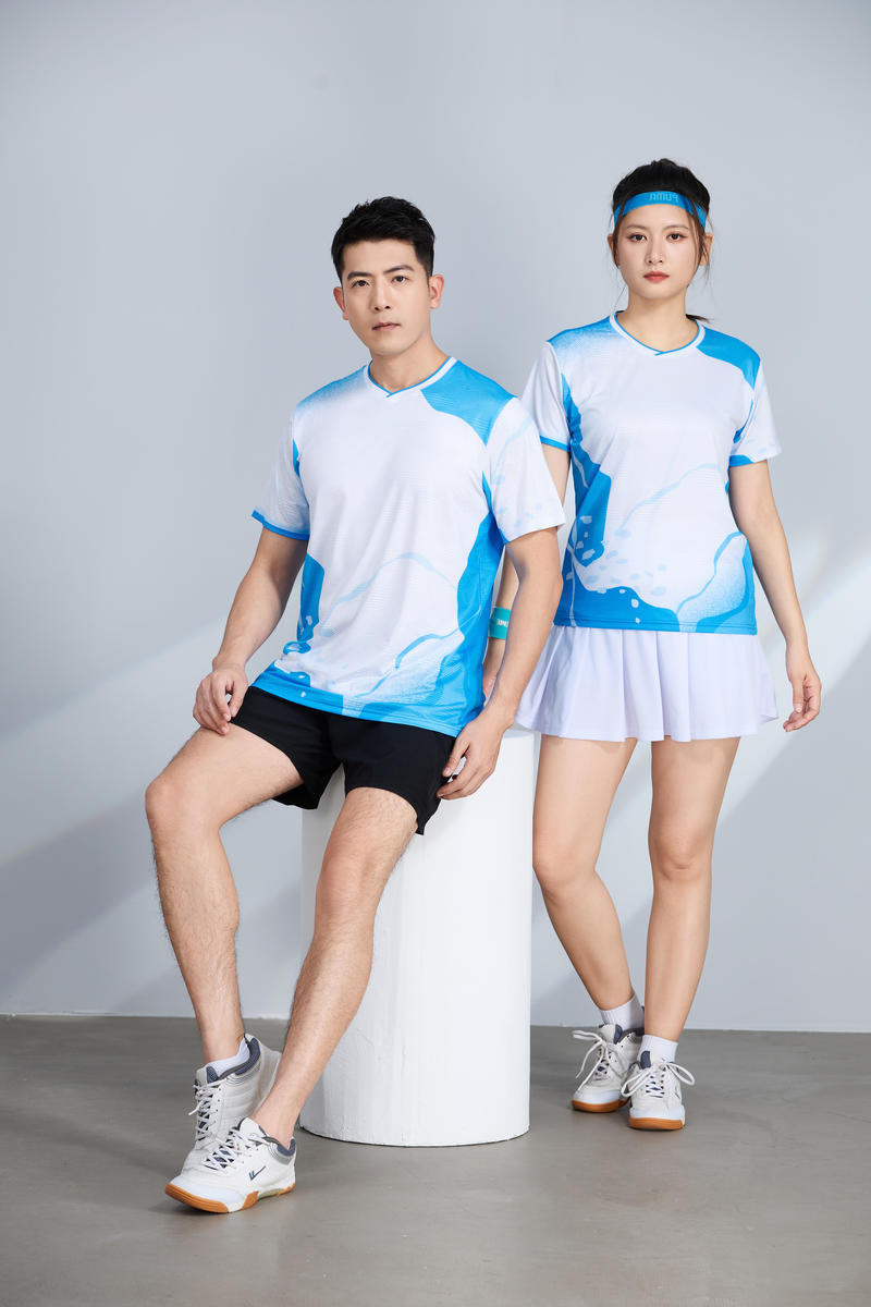 poliamonio rápido secado transpirable bádminton hombre niñas adultos el mismo cuello en V entrenamiento deportivo superior impresión personalizada
