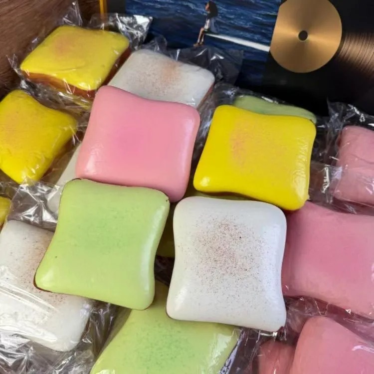 Simulación de alimentos húmedos suaves rebote lento bolsas de piña super grandes pellizco juguetes pellizco bolsas de cuerno de toro juguetes de descompresión de pan