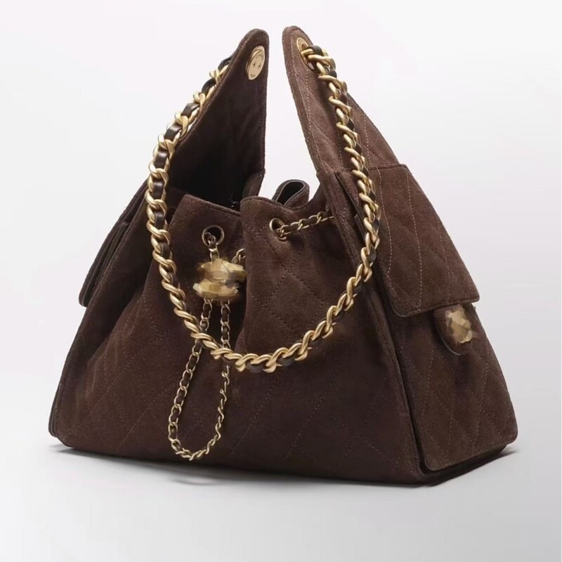 25Bag Suede New Style Chanel-Inspired Quilted Chain Bucket Bag Oil Wax Leather Drawstring Underarm Bag Fashionable Shoulder Bag 25Bag Suede New Style Chanel-Inspired Quilted Chain Bucket Bag Oil Wax Leather Drawstring Underarm Bag Fashionable Shoulder Bag