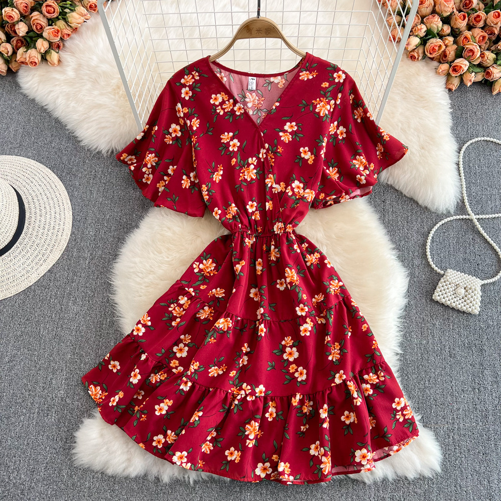 Retro fresh cute elegant red dress