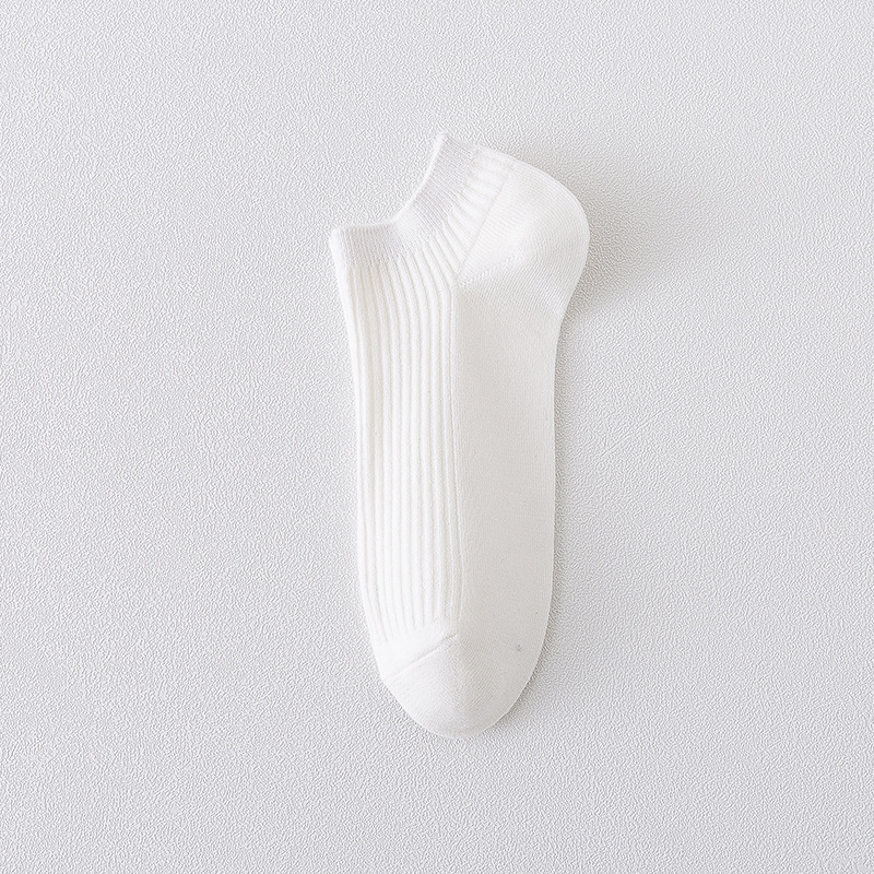 Calcetines cortos para hombres de verano antiolor sudor calcetines de algodón sólido para hombres de verano delgado comercial de doble aguja invisible calcetines de barco para hombres