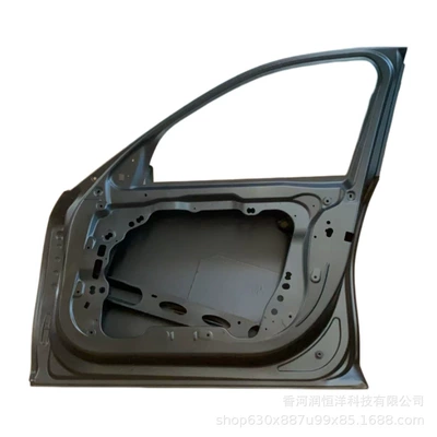 Door 3 Series G28 front door