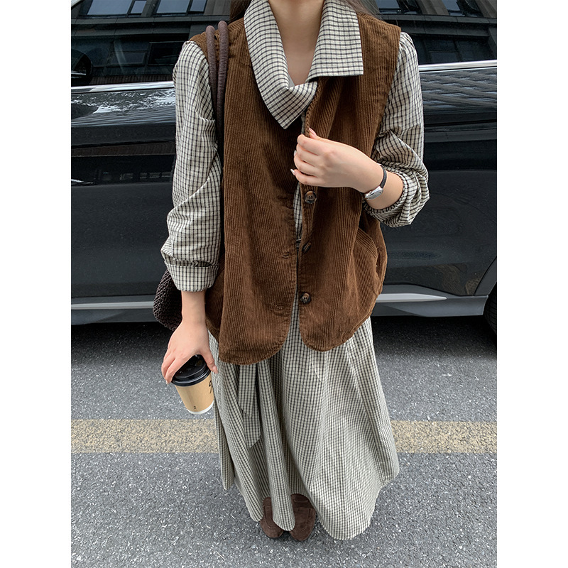 Jiang Chi Japanese-style Corduroy Stand Collar Vest for Women, Loose Fit, Versatile Layering Outerwear 832