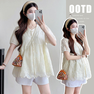 2025 Summer French Style Light Luxury Breathable Soft Wavy Lace Belly Covering Slimming V-neck Pregnant Women's Doll Shirt