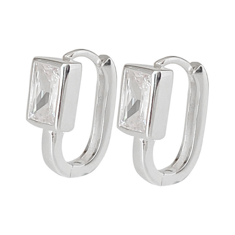 Cubic Zirconia And Pearl Stud Earrings For Everyday Wear_voghion.com